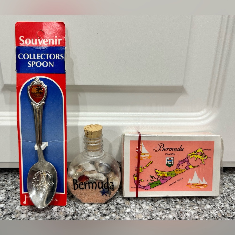 Vintage Bermuda Souvenir Bundle Spoon Playing Cards Shell Bottle